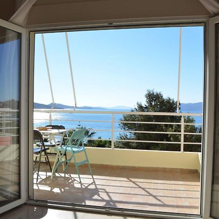 Saint Tropez Apartment Саранда Экстерьер фото