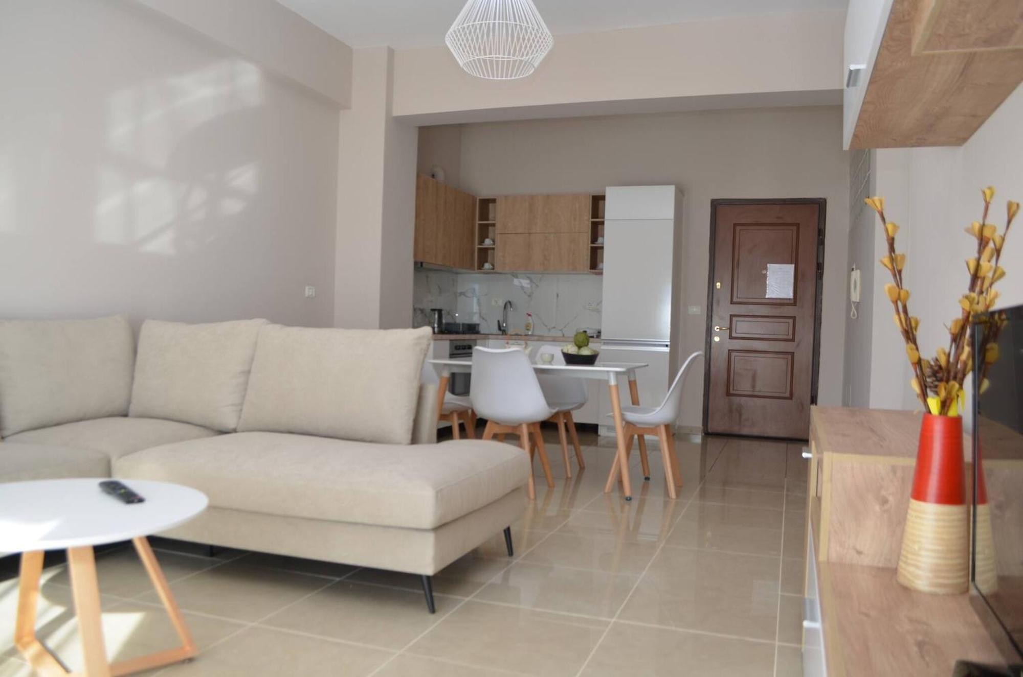 Saint Tropez Apartment Саранда Экстерьер фото
