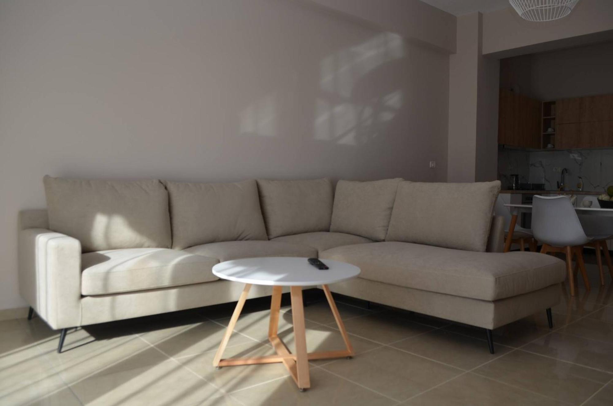 Saint Tropez Apartment Саранда Экстерьер фото
