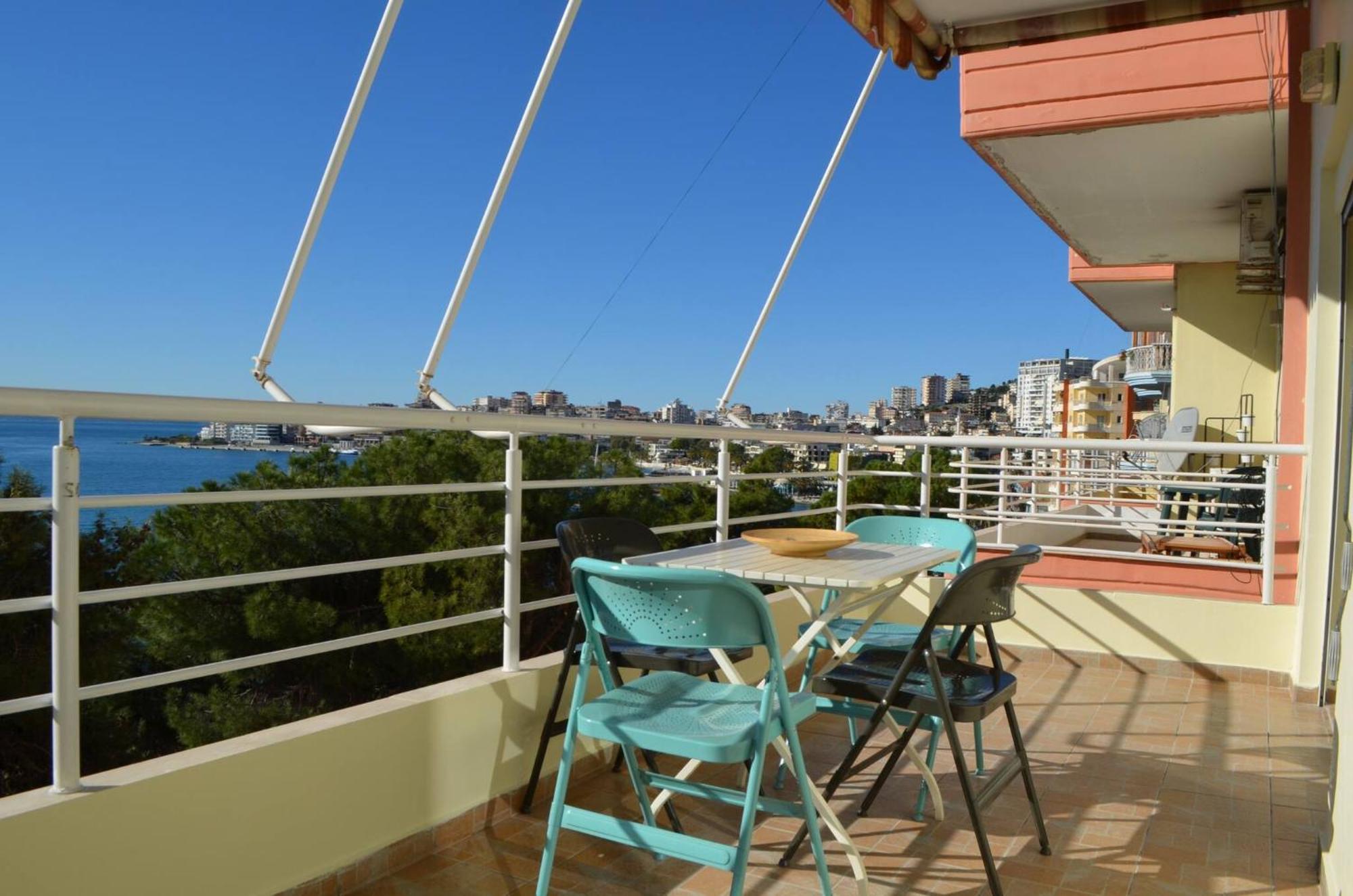 Saint Tropez Apartment Саранда Экстерьер фото
