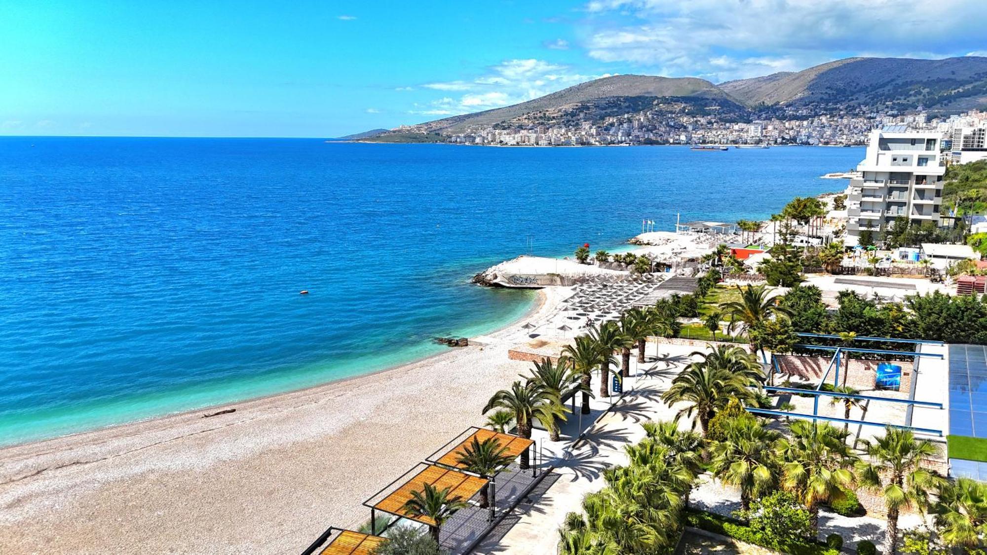 Saint Tropez Apartment Саранда Экстерьер фото